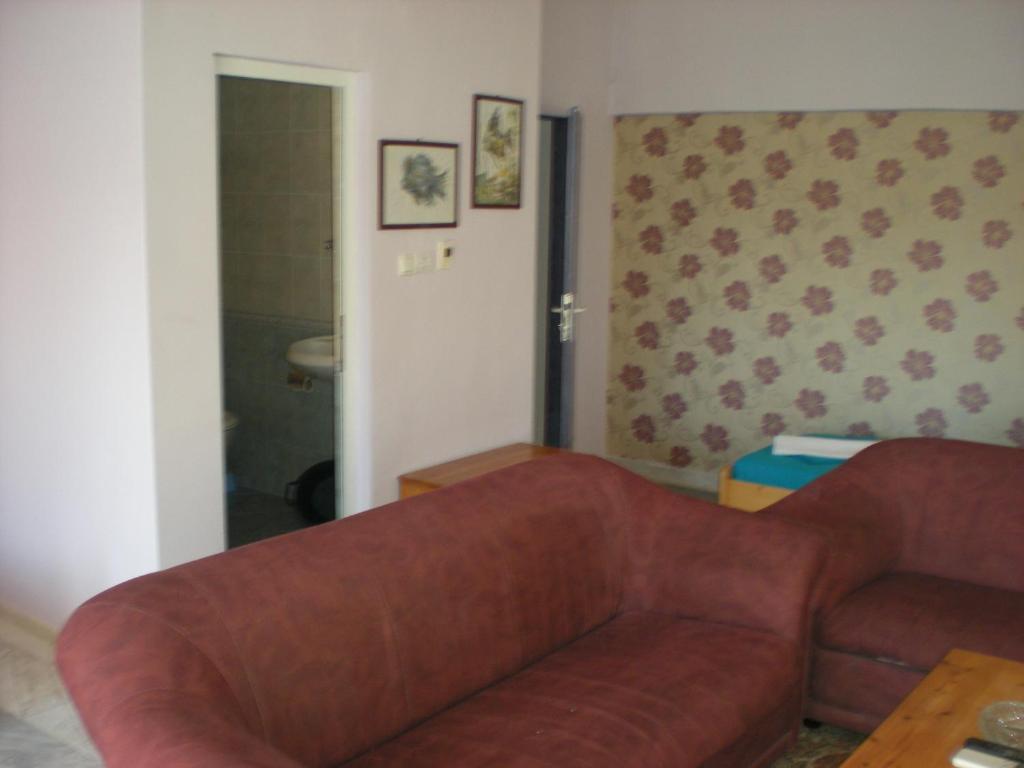 Hotel Strajica Lozenets Bilik gambar